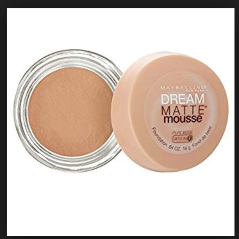 Maybelline Dream Matte Mousse Foundation